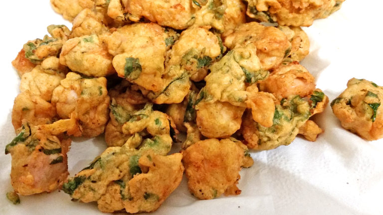 Chicken Pakora Bites Recipe – Officially Shamsa