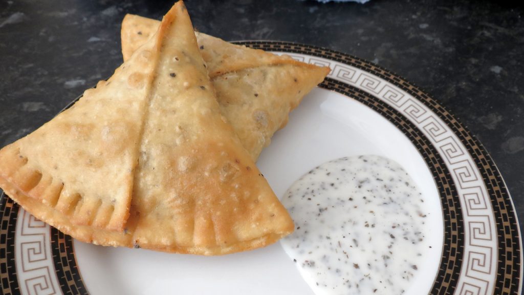 How To Make Samosas From Scratch Keema (Mince and Potato) Samosas